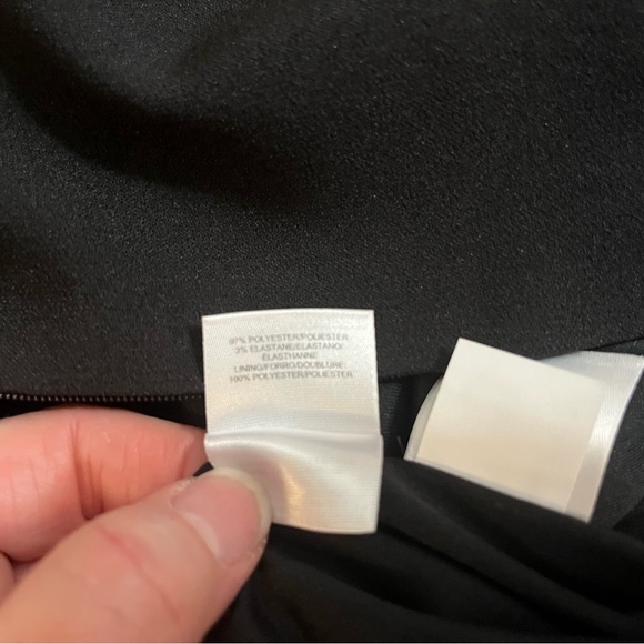 Nine West Black Sleeveless Dress With Pearl Accents at Neckline Size 12 NWT - Picture 12 of 12